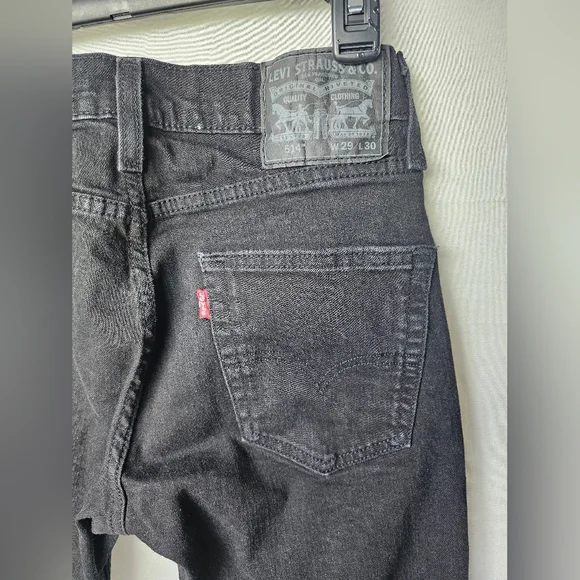 Levi's Slim Black Men's Jeans with Raw Hem - Picture 5 of 16